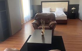 Hotel Consul